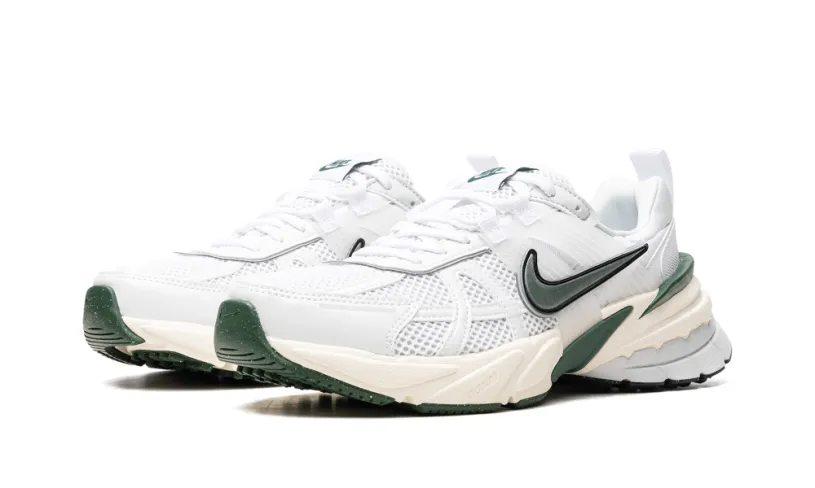 Nike Lifestyle V2K RUN WMNS 'Platinum Green'